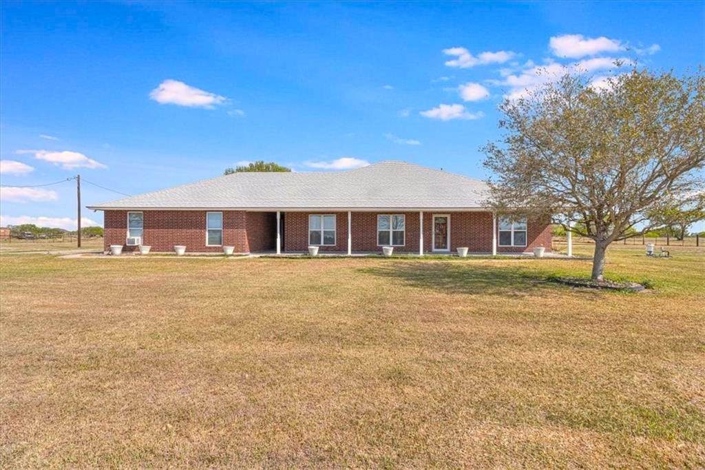 5004 County Road 1432 - Photo 1