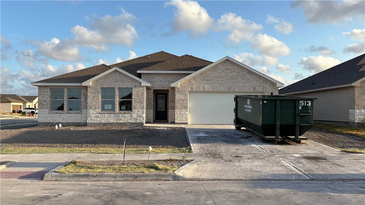 1401 Irigoyen Street - Photo 1