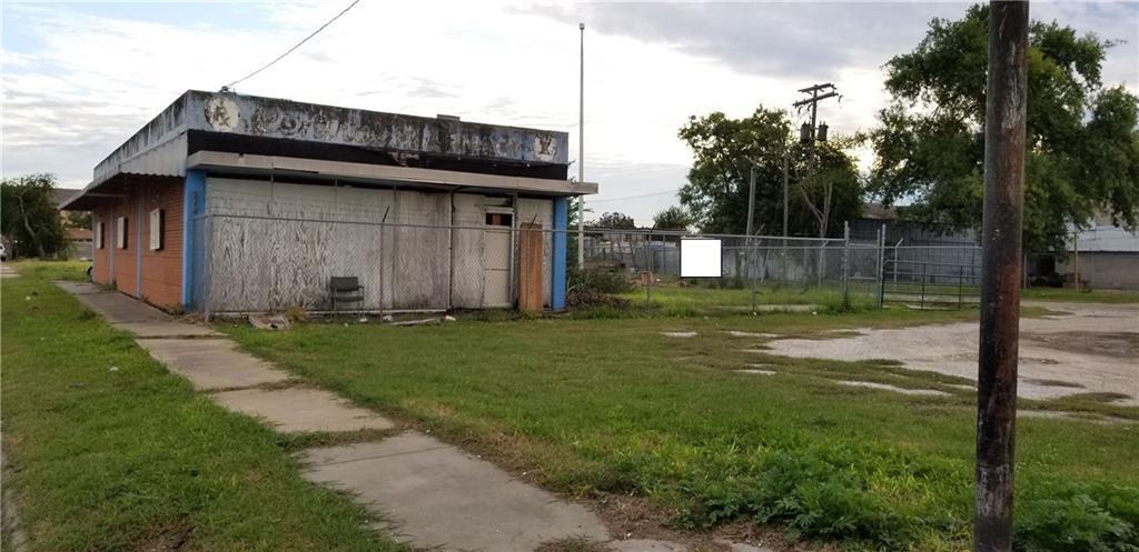 3001 Morgan Ave - Photo 1