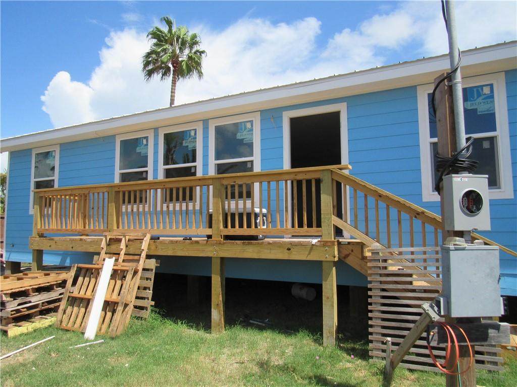 424 Avenue E - Photo 1