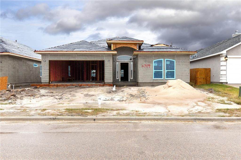 6709 Paddington Drive - Photo 1