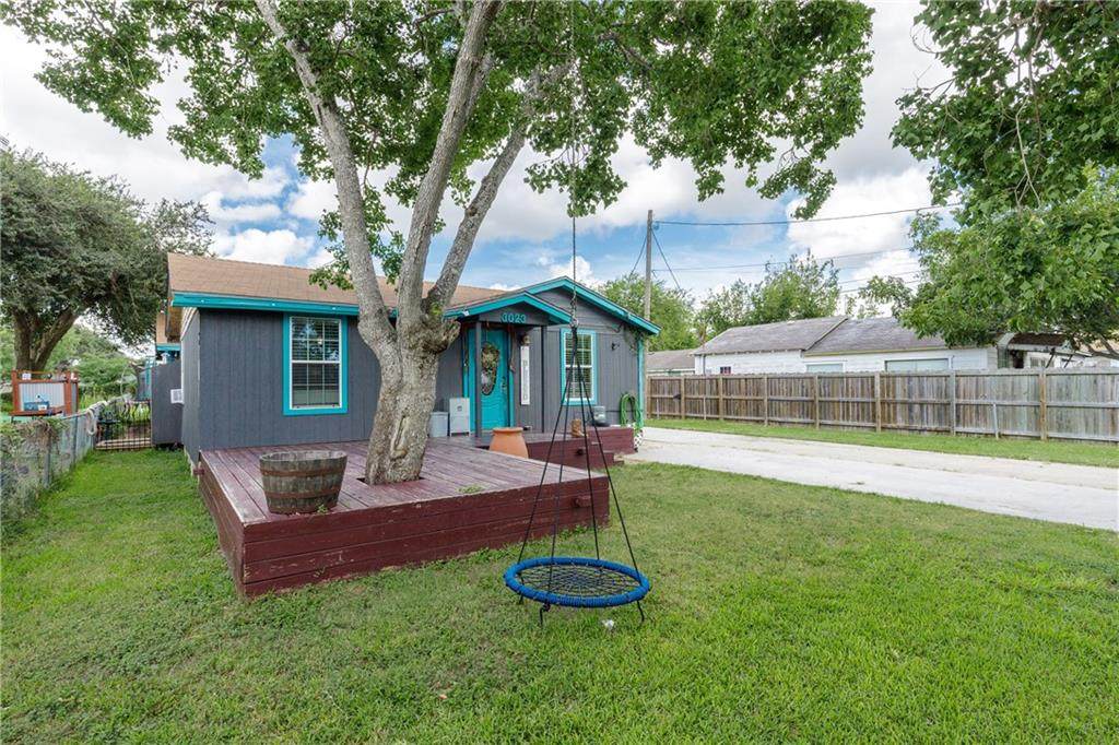 3023 Houston Street - Photo 1