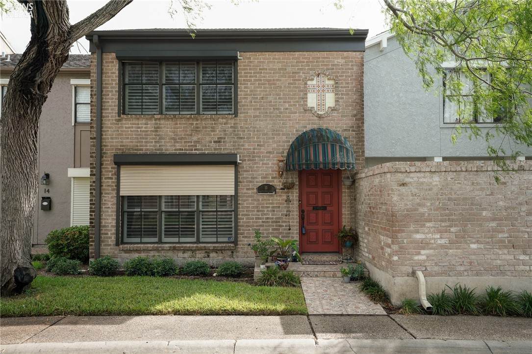 15 Lake Shore Drive - Photo 1