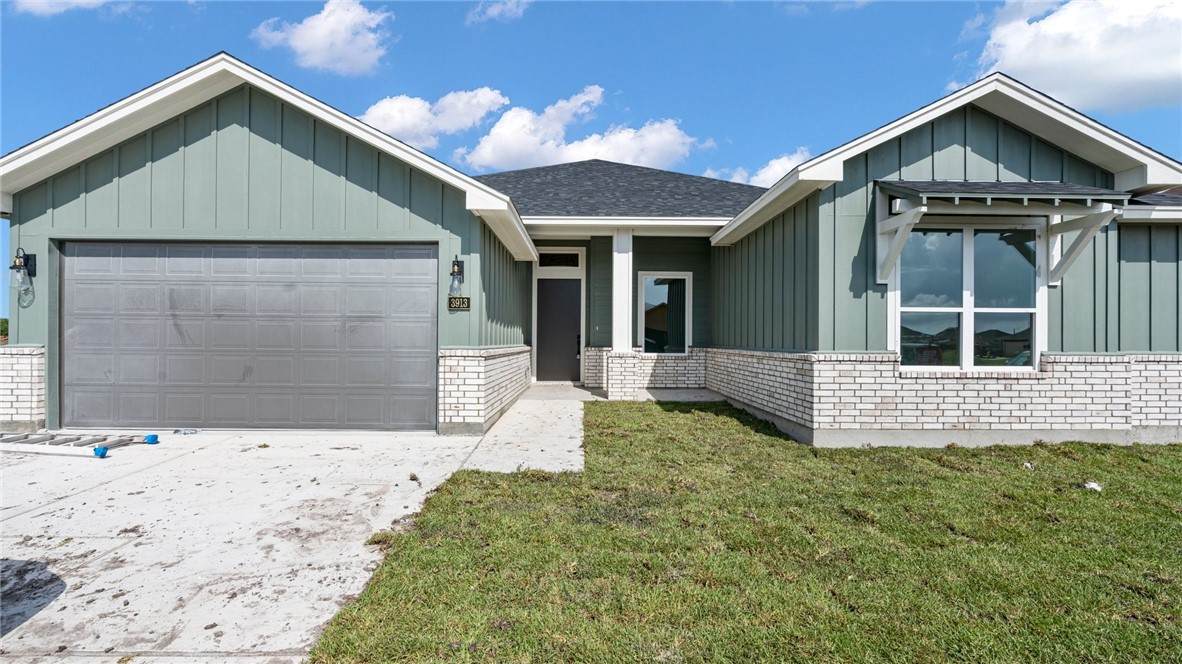 3913 Morteza Drive - Photo 1