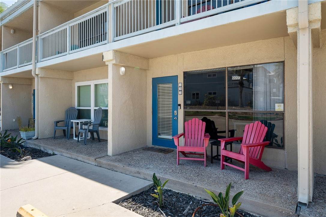 810 Banyan Beach Drive - Photo 1