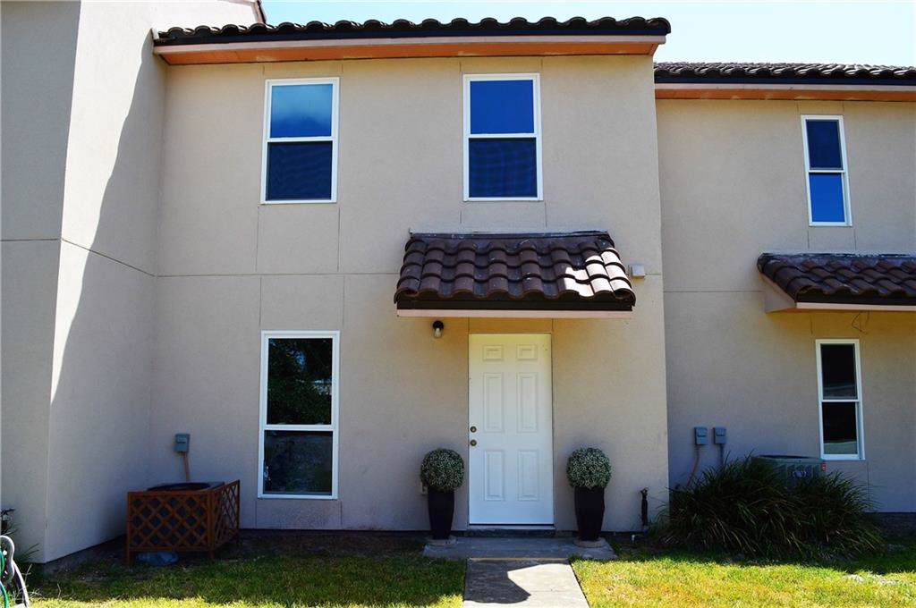 221 Marion Dr - Photo 1