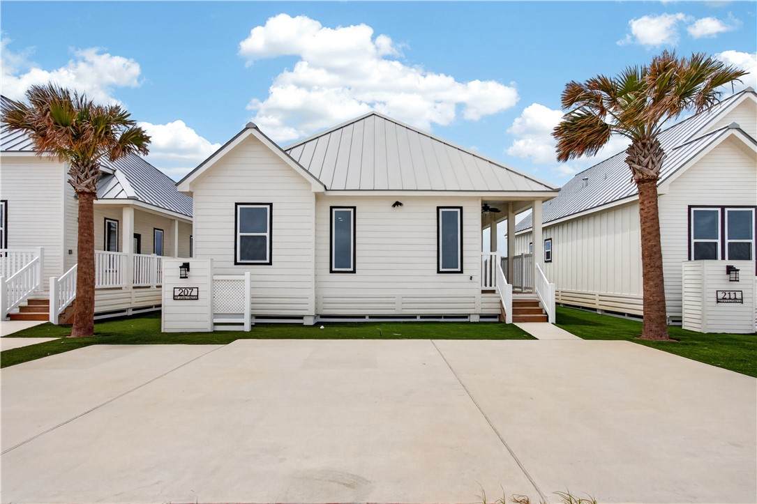 207 St. John Circle - Photo 1