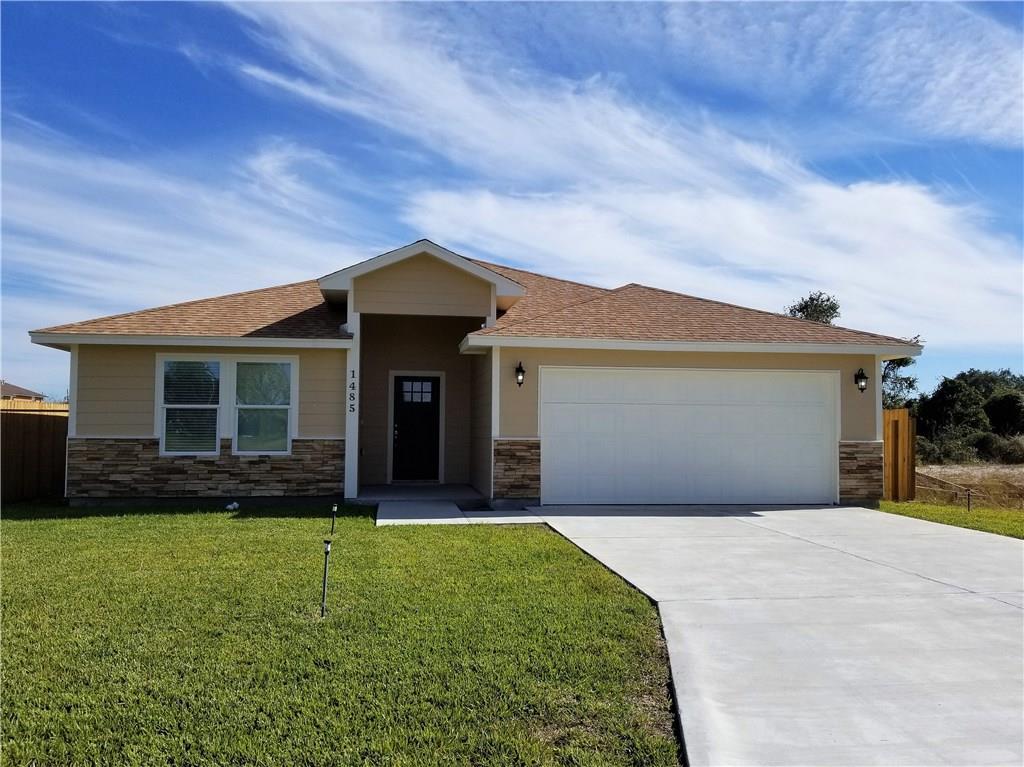 1485 Lisa Ann Dr - Photo 1