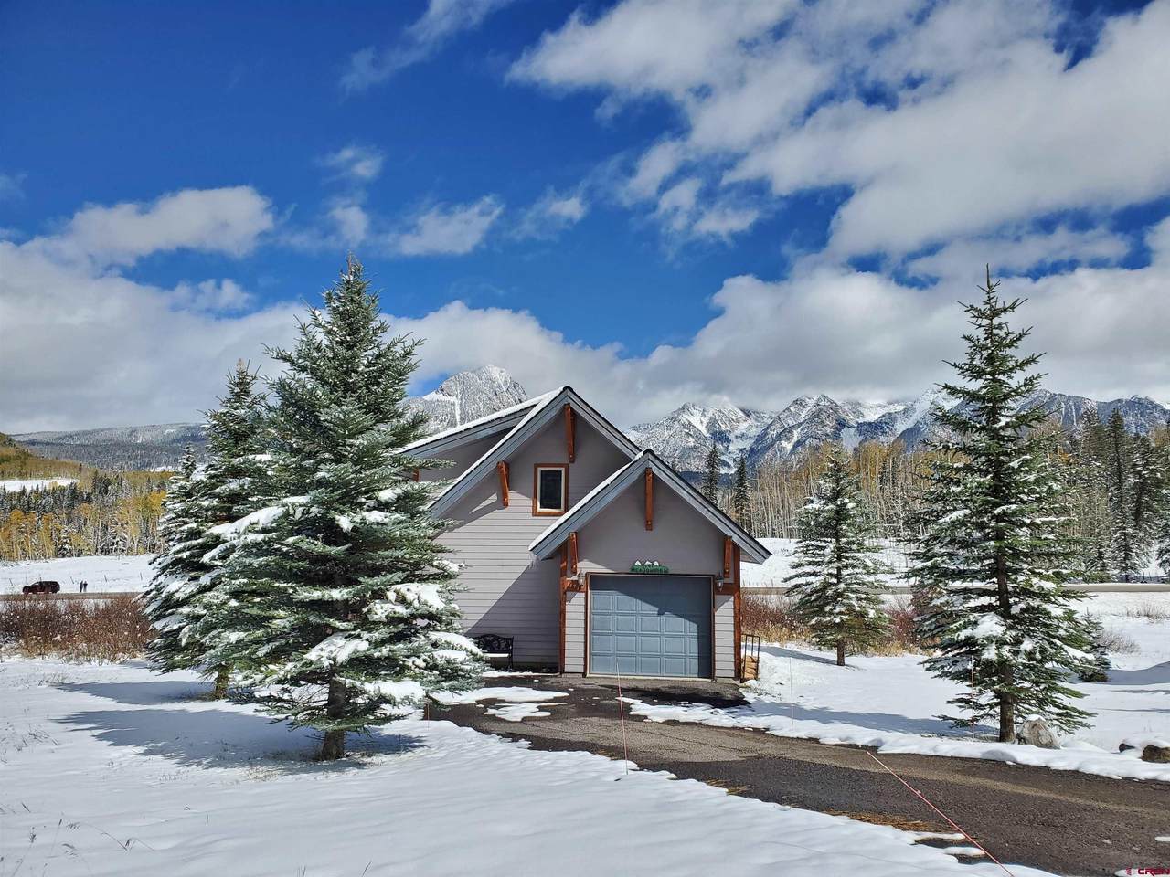 147 Meadowview - Photo 1
