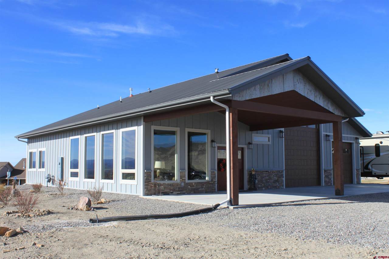 67645 Lisa Court - Photo 1