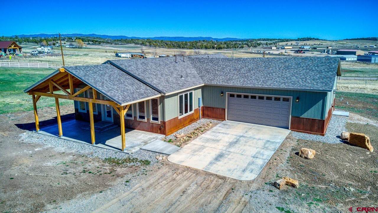79 Chesterfield Place - Photo 1