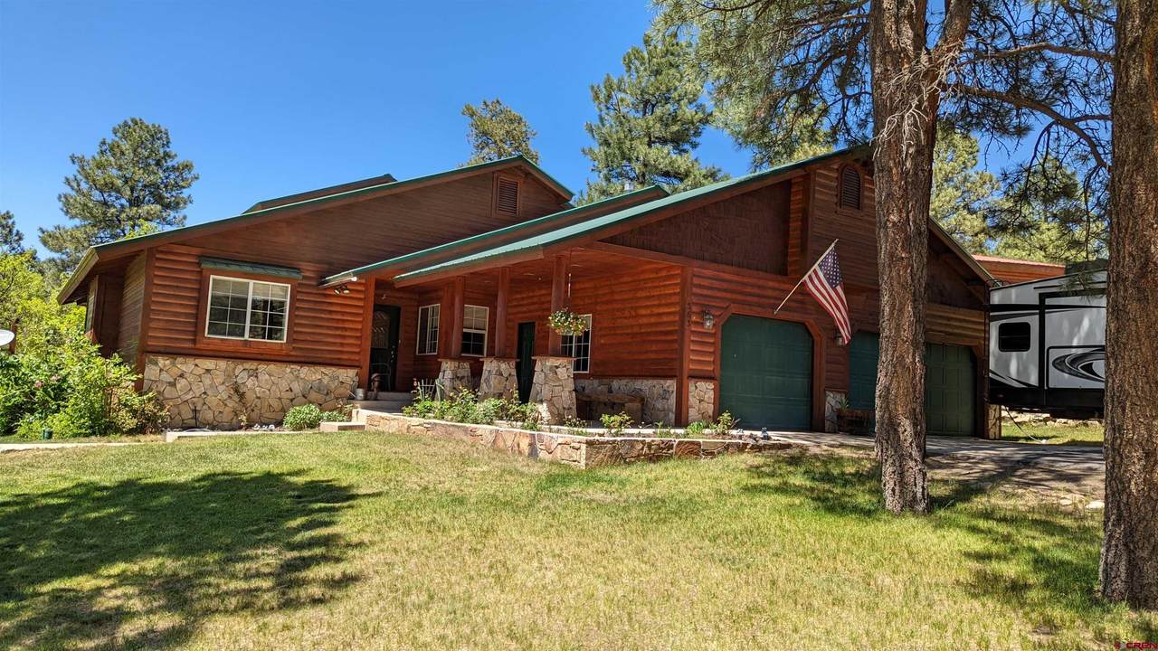 363 Golf Place - Photo 1