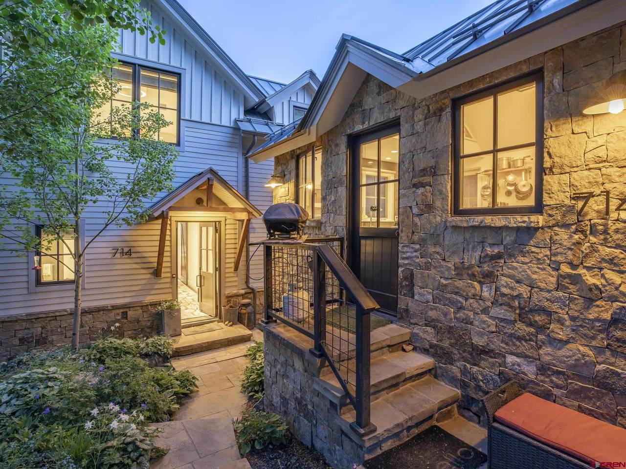 714 Columbia Street - Photo 1
