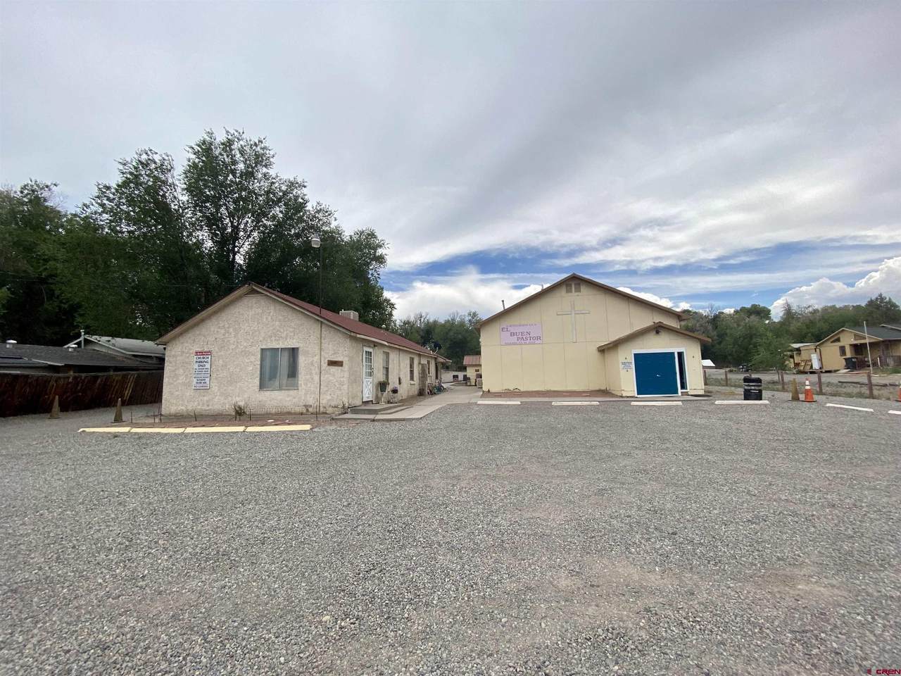 860 Crawford Avenue - Photo 1