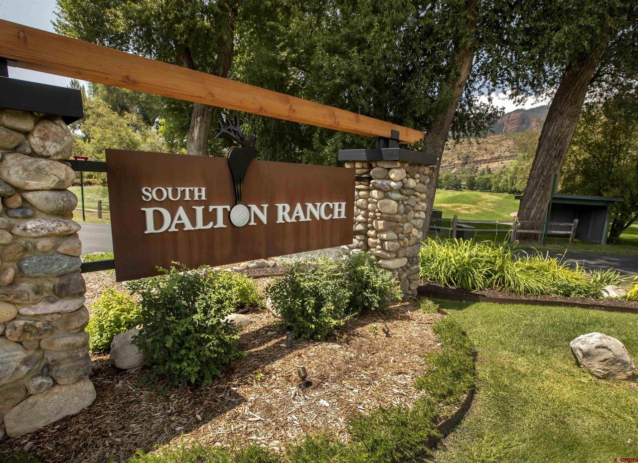 646 Horse Thief Lane - Photo 1