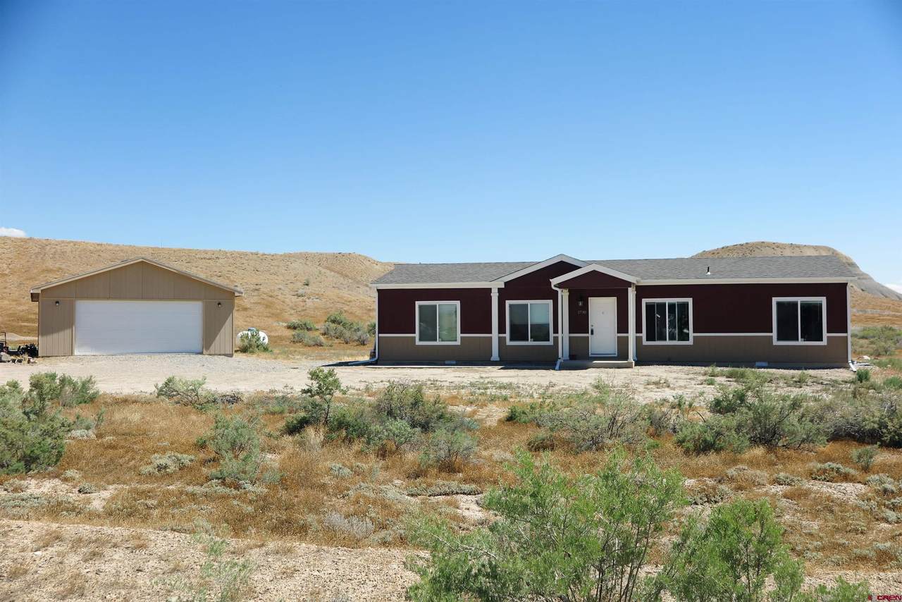 1730 Oasis Drive - Photo 1