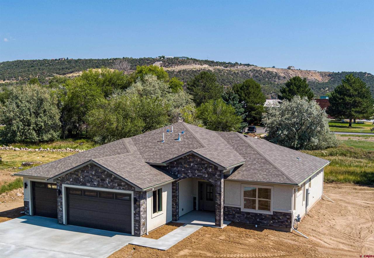 535 Stonebridge Drive - Photo 1