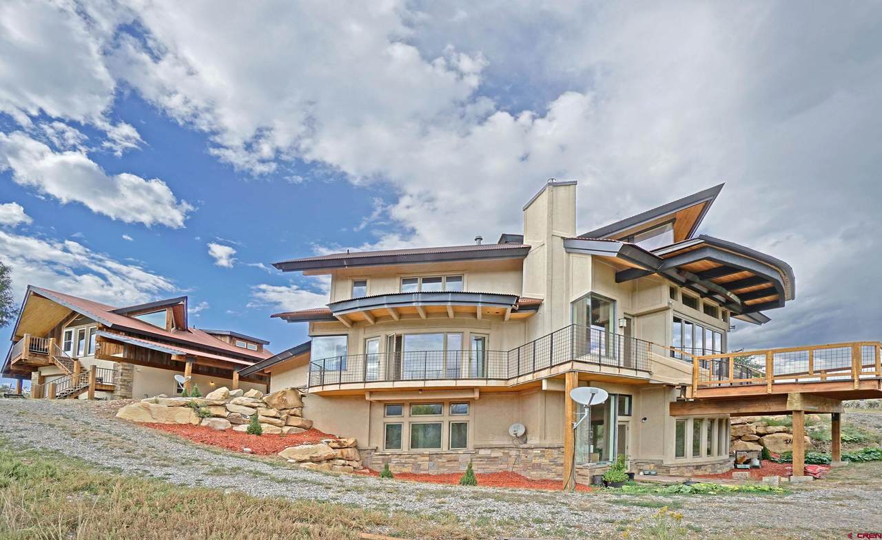 210 Sweetwater Drive - Photo 1