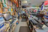 607 Sixth Street - Photo 8
