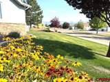 802 Bluffs Blvd - Photo 21