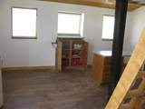 25298 Goldenhill Avenue - Photo 6