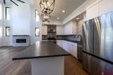 1118 Twin Buttes Avenue - Photo 4