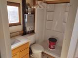 25298 Goldenhill Avenue - Photo 16