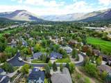 631 Horse Thief Lane - Photo 3