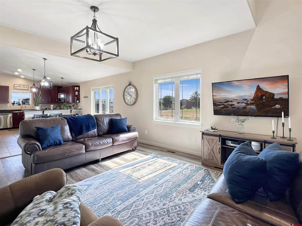 506 Amanda Lee Lane - Photo 1