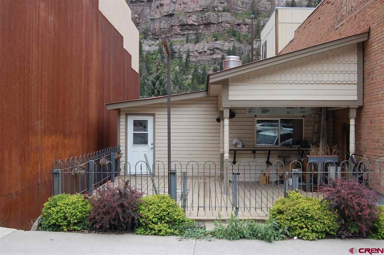734 Main Street - Photo 1