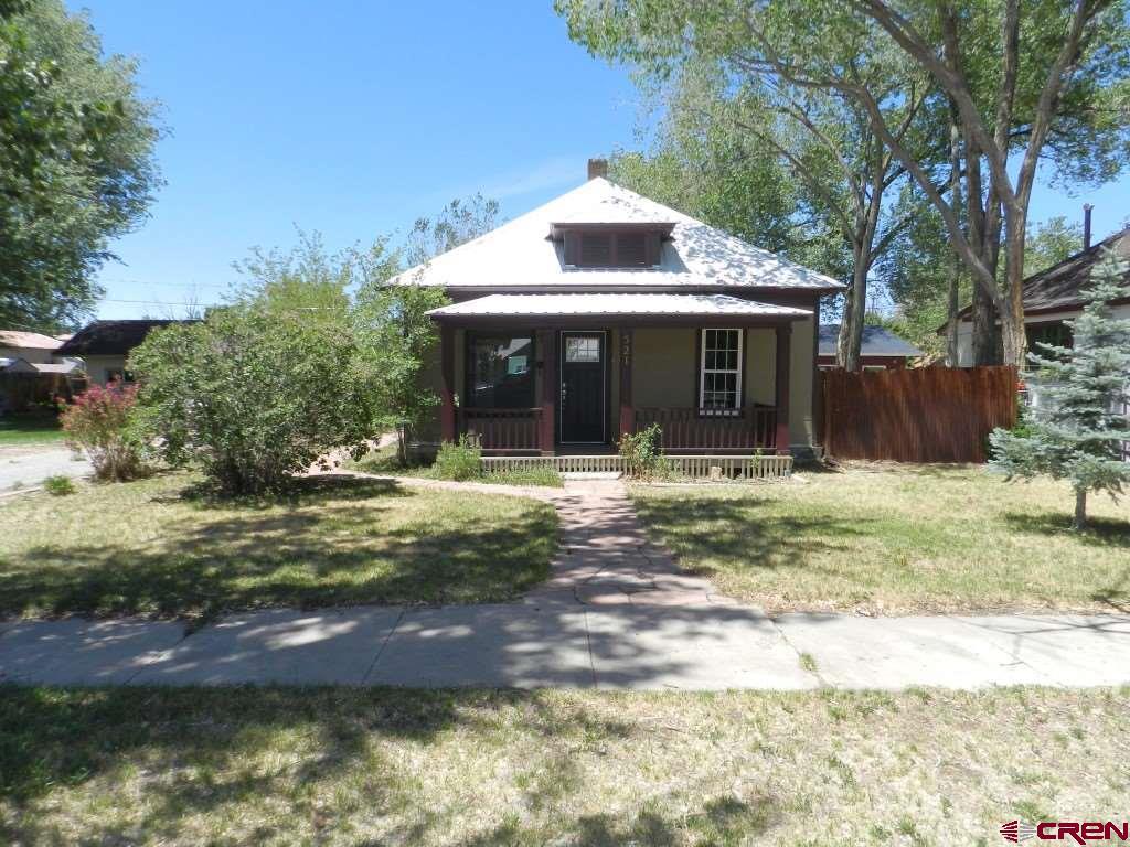 521 4th Street - Photo 1