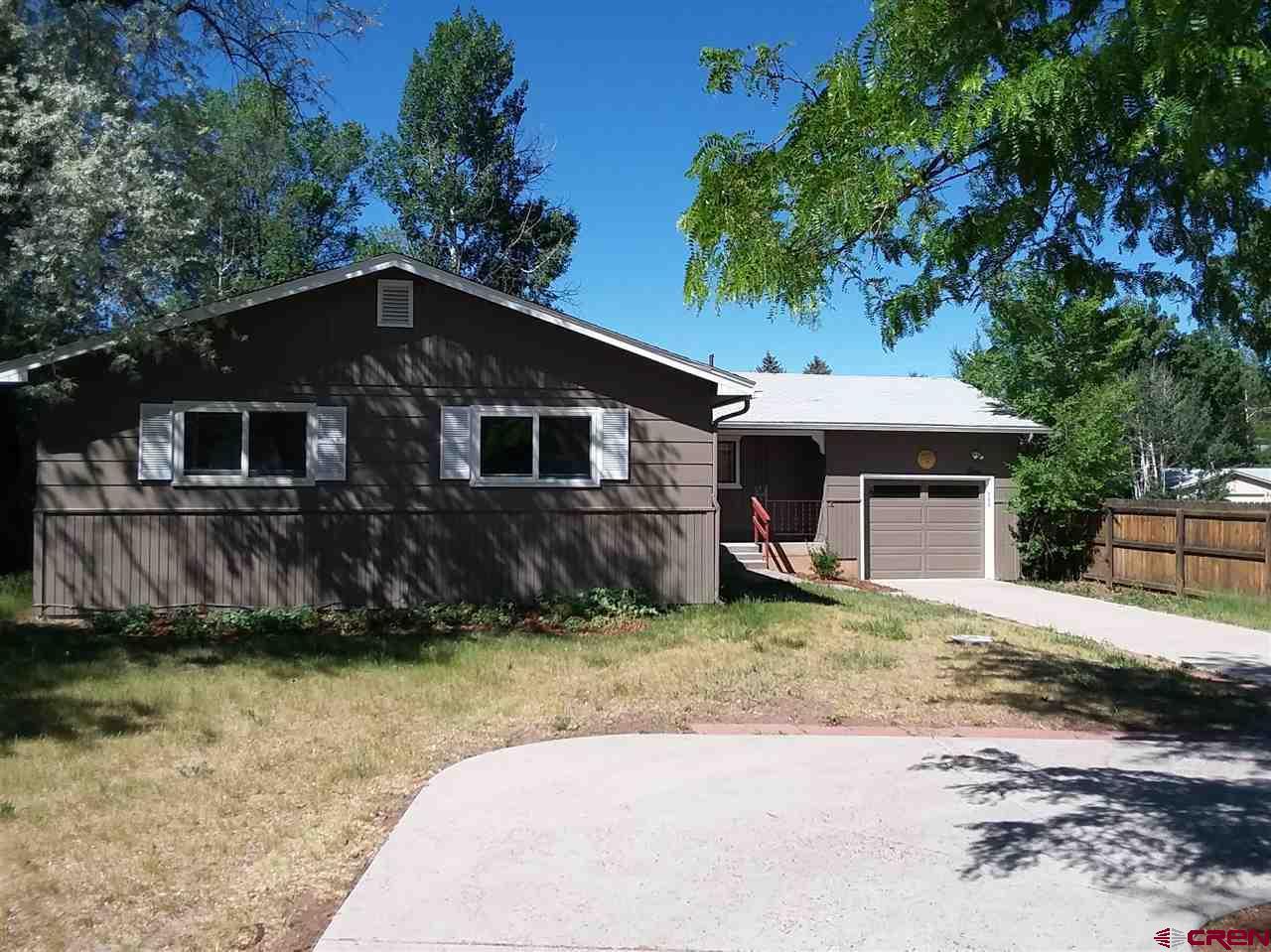 9 Maple Drive - Photo 1