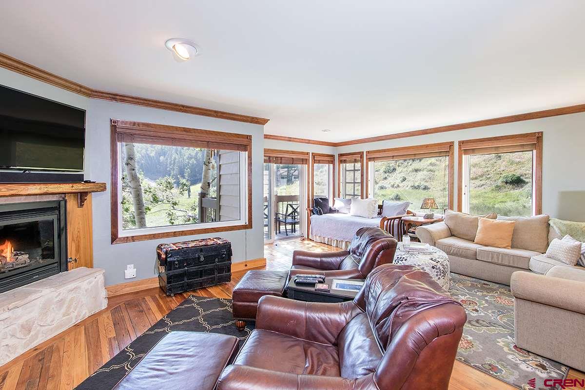 370 Mahoney Drive - Photo 1