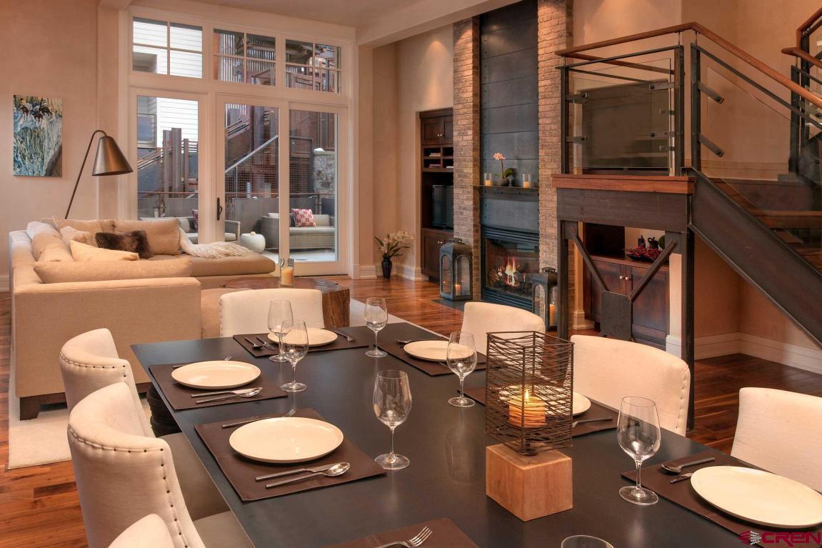 398 Davis Street - Photo 1