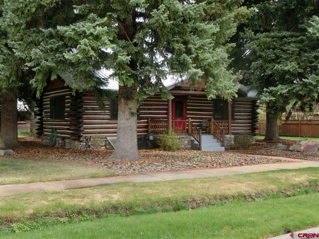 422 Wisconsin Street - Photo 1