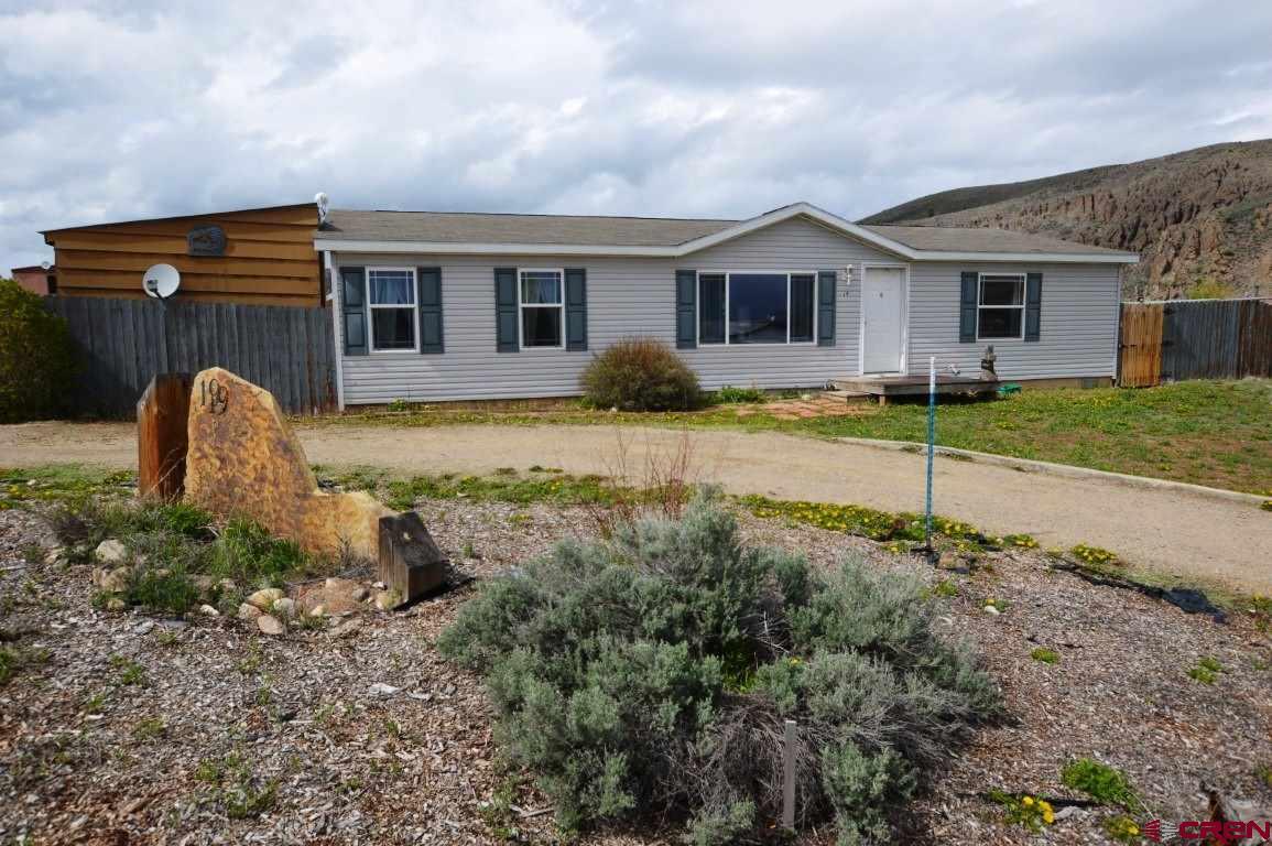 19 Willow Lane - Photo 1