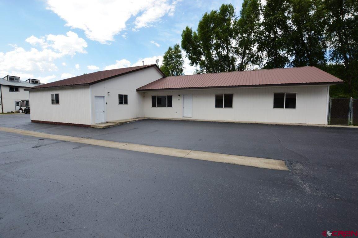 933 Denver Avenue - Photo 1