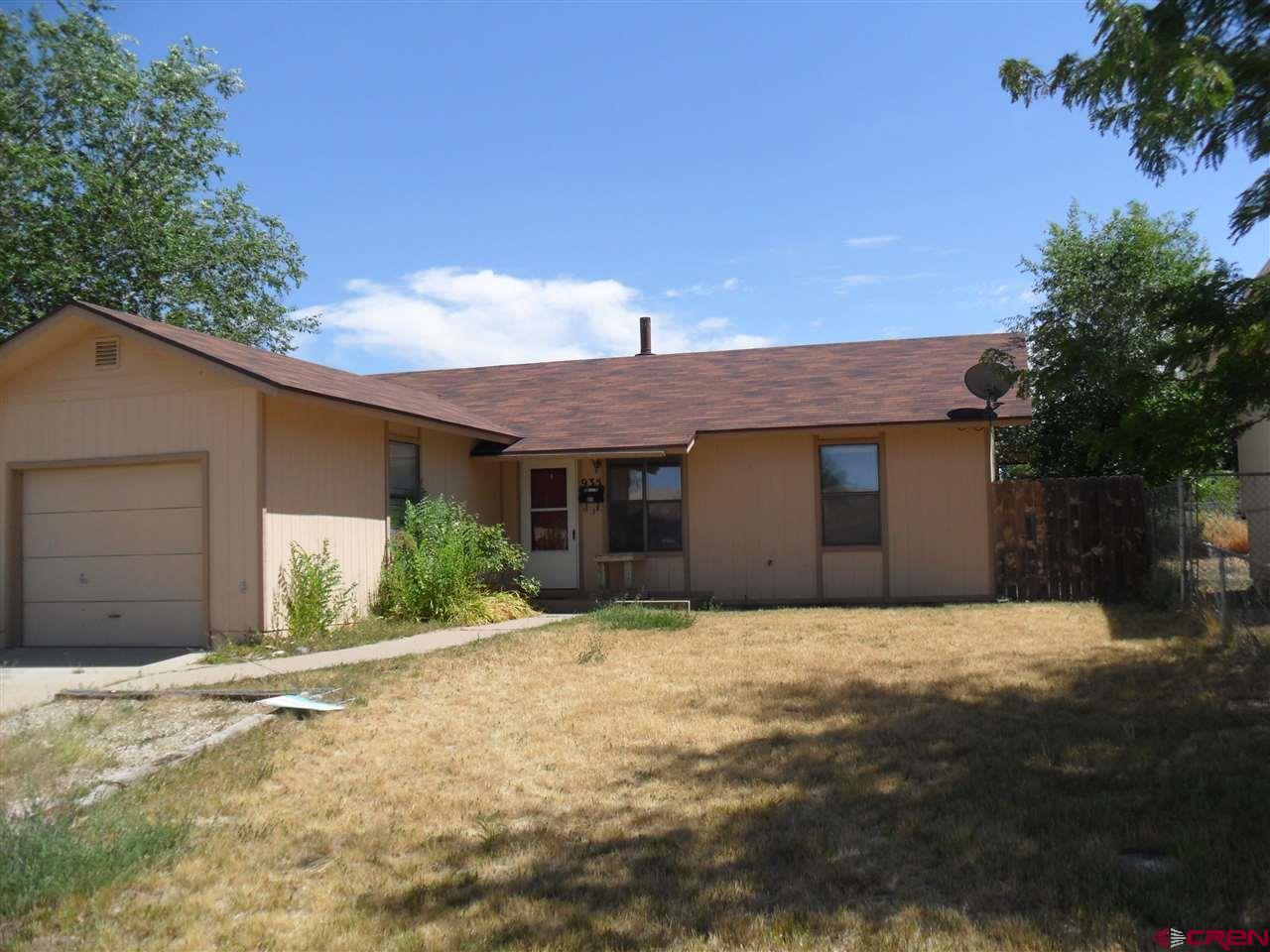 935 Brookside Drive - Photo 1