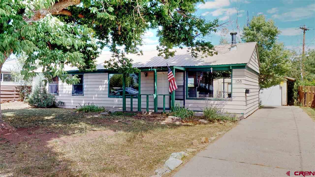 108 Riverview - Photo 1