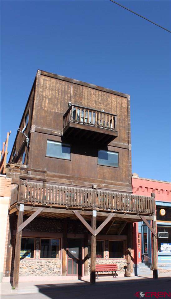 105 Main Street - Photo 1