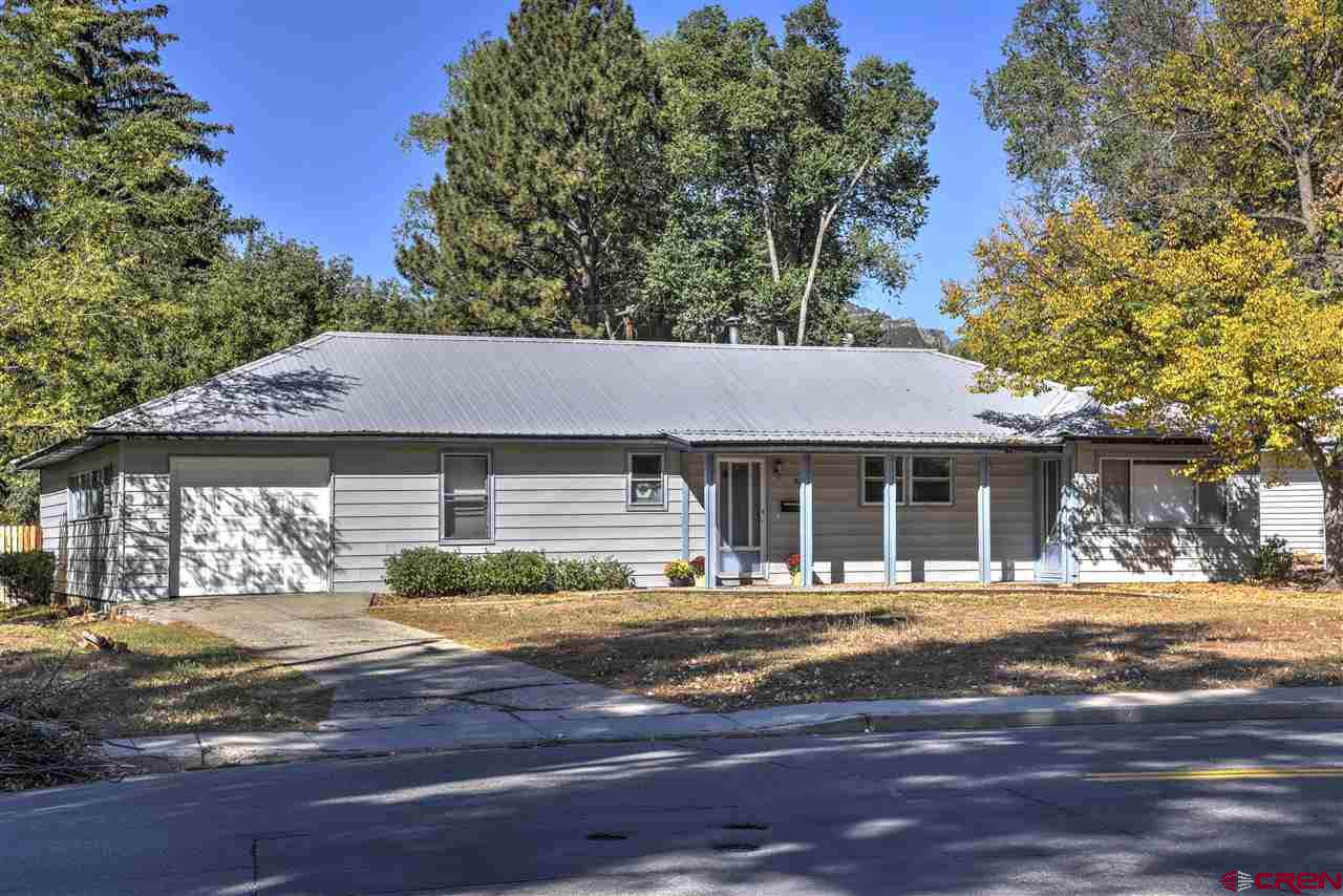 85 Riverview Drive - Photo 1