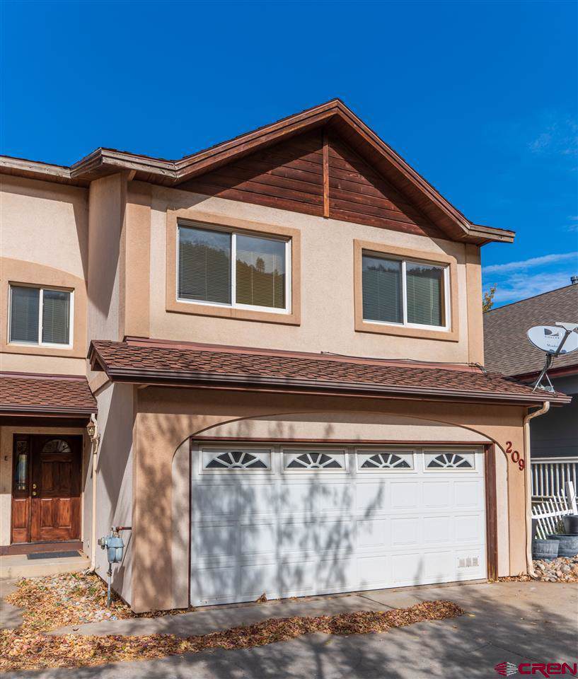 209 Jenkins Ranch Road - Photo 1