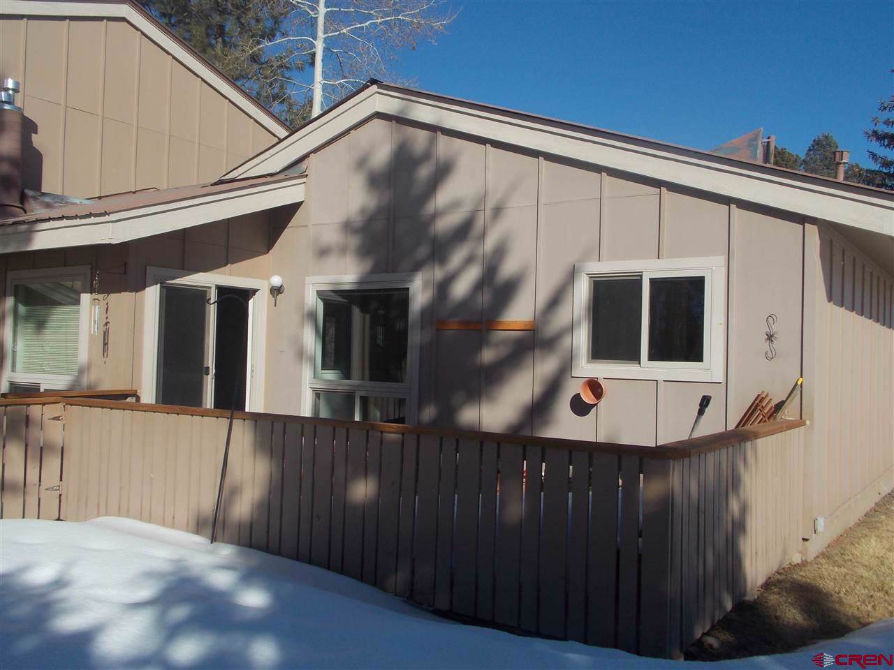 160 Pinon Causeway - Photo 1