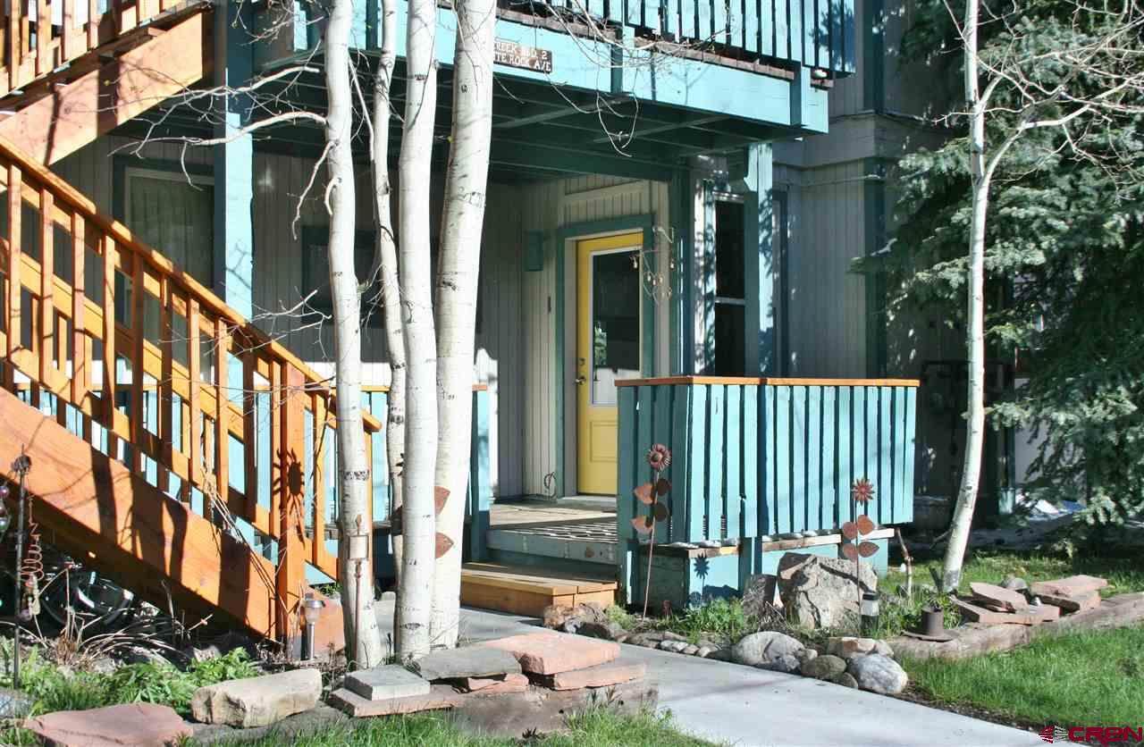 28 Whiterock Avenue - Photo 1