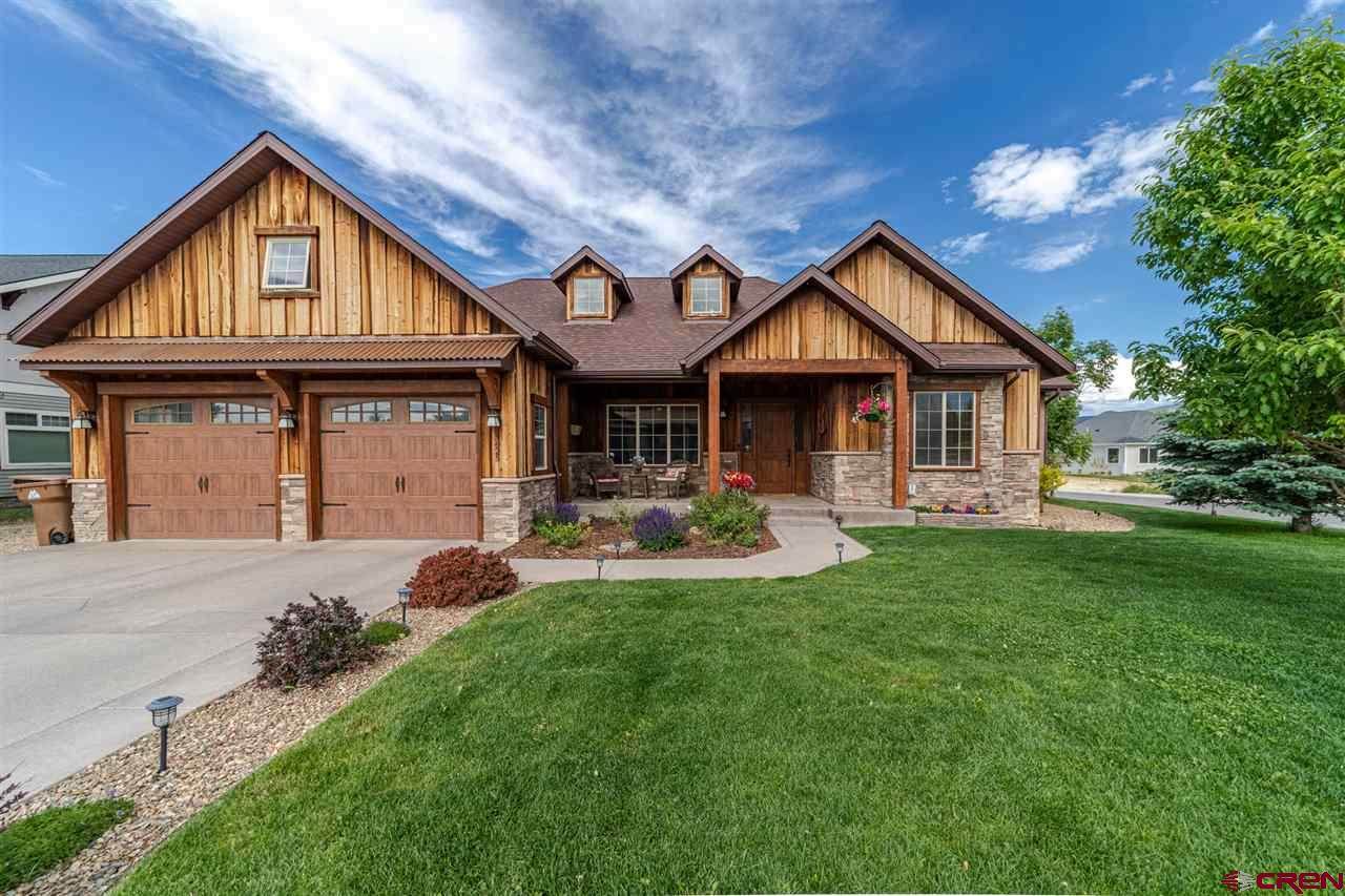 3625 Chestnut Drive - Photo 1