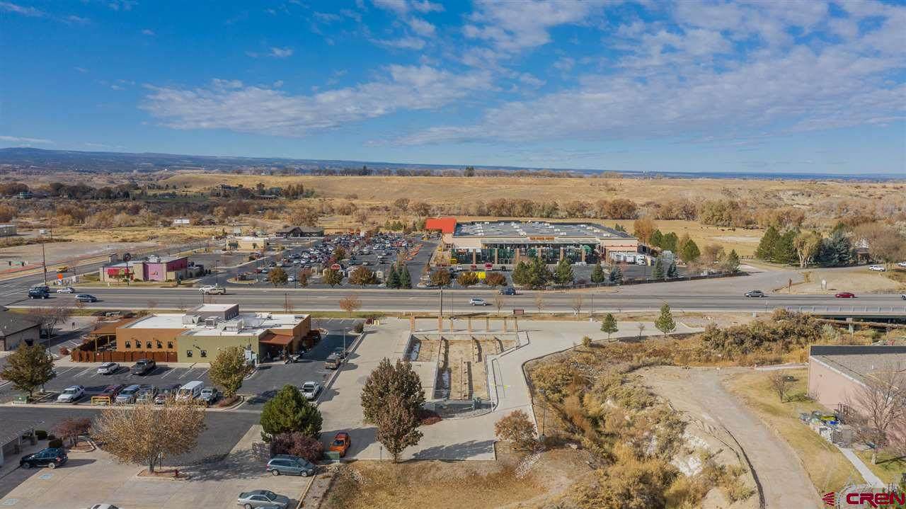 1521 Ogden Road - Photo 1