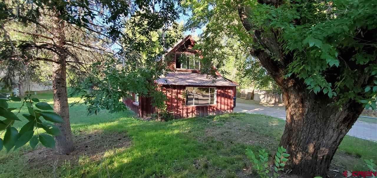 311 36th Street - Photo 1