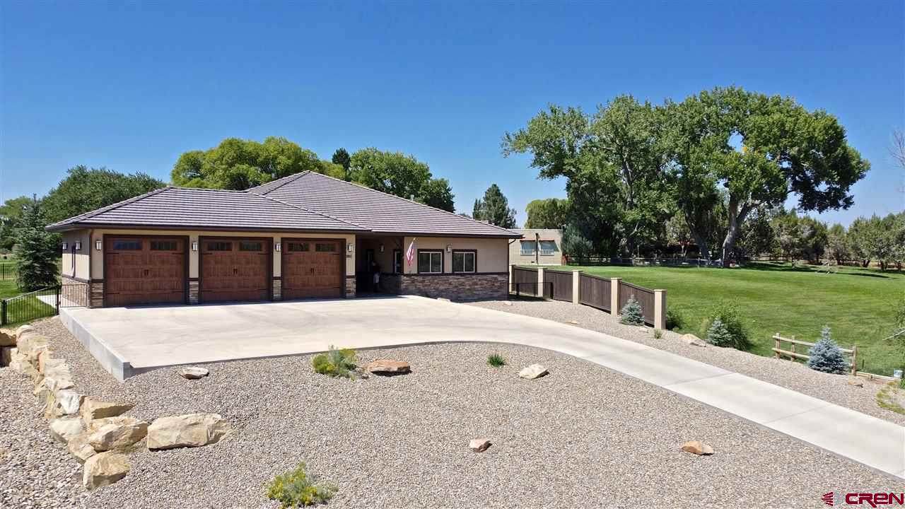 2721 Golf Course Lane - Photo 1