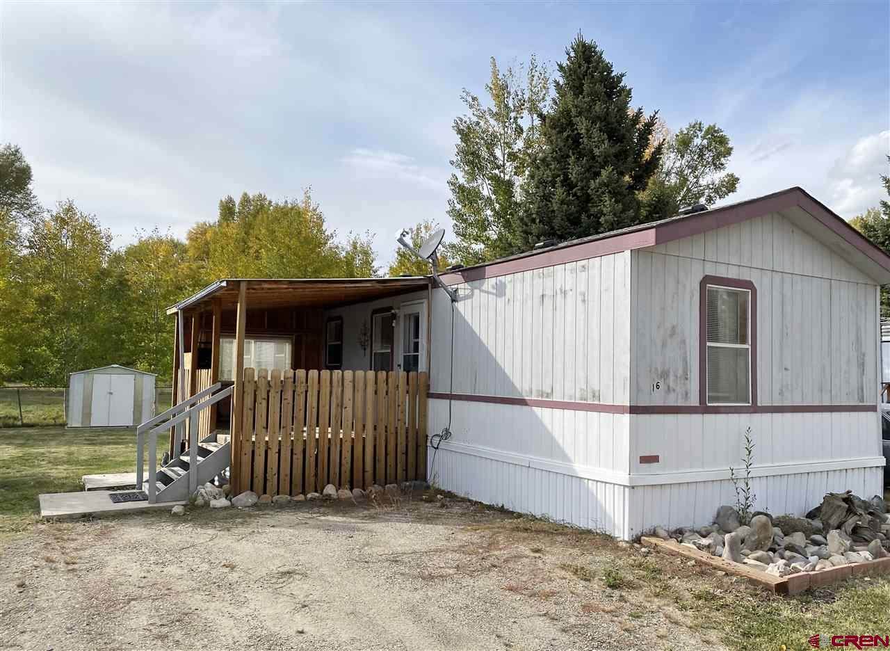 301 2nd Street - Photo 1