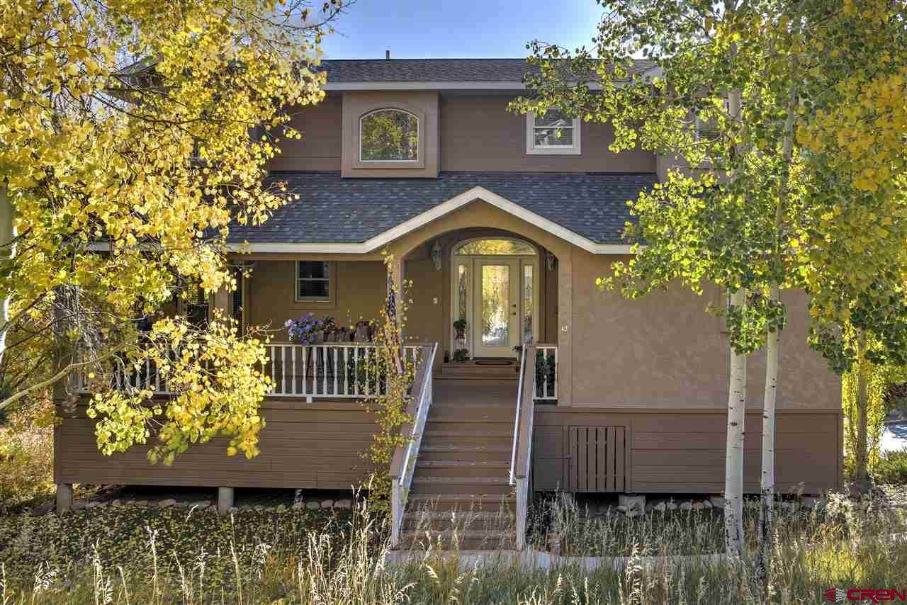 42 Tanglewood Drive - Photo 1